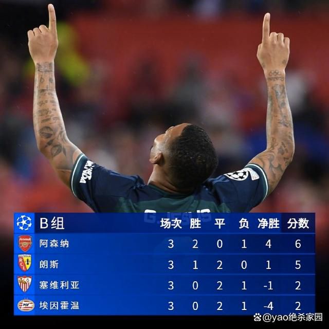 别人能在一部投资几亿的大戏里，参演一个主角就烧香拜佛、谢天谢地了。